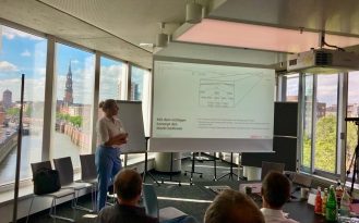 SMB: datenbasiertes Forecasting bei Losgröße 1 mit modularer Baukastensystematik und Cquenz zur Optimierung von Konstruktion, Gleichteileverwendung und Stückzahlprognosen