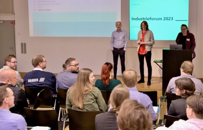 Philipp Abel & Alexandra Brisch von Eppendorf auf dem Industrieforum 2023 zum Thema "Produkte schneller entwickeln"