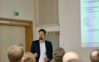 Syntegon: modulare Prozessmaschinen mit Cquenz für skalierbare, flexible Produktentwicklung, Variantenbewertung und durchgängige Kosten- und Konfigurationsanalyse.